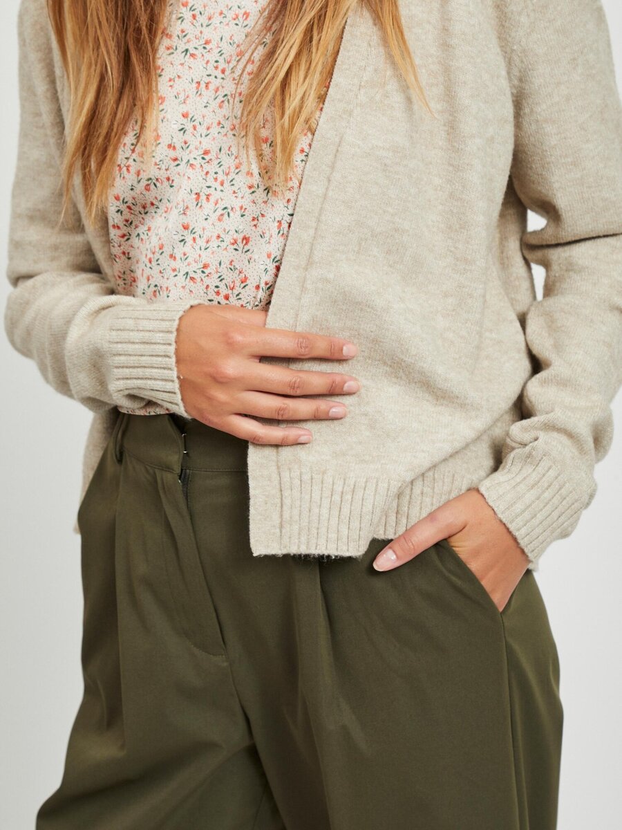 Gilet van het merk Vila in het Beige