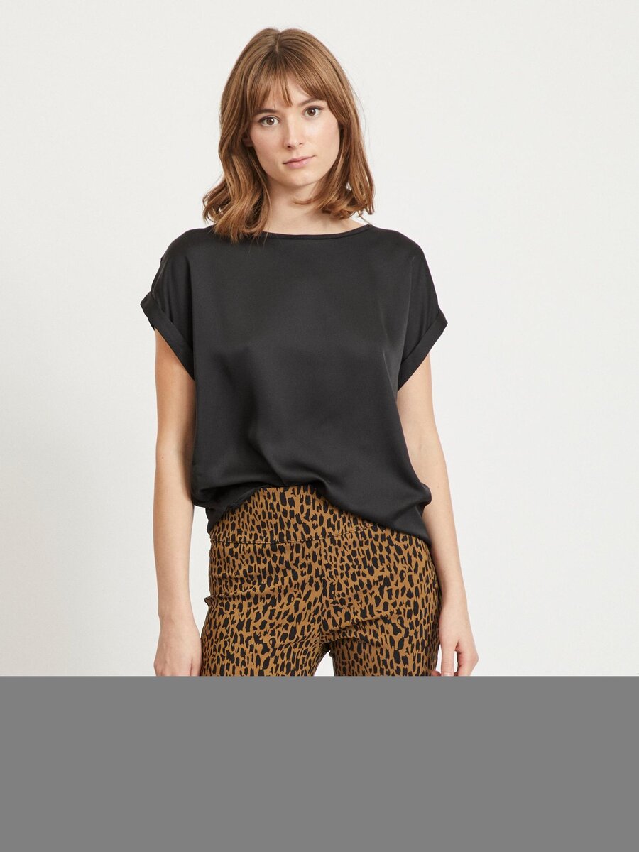 T-shirt van het merk Vila in het Zwart