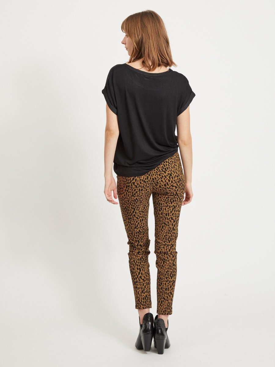 T-shirt van het merk Vila in het Zwart