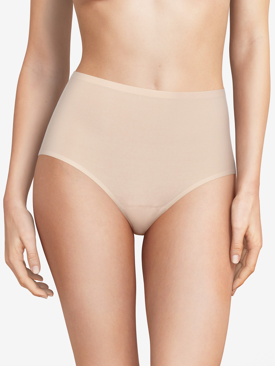 Slip van het merk Chantelle in het Beige