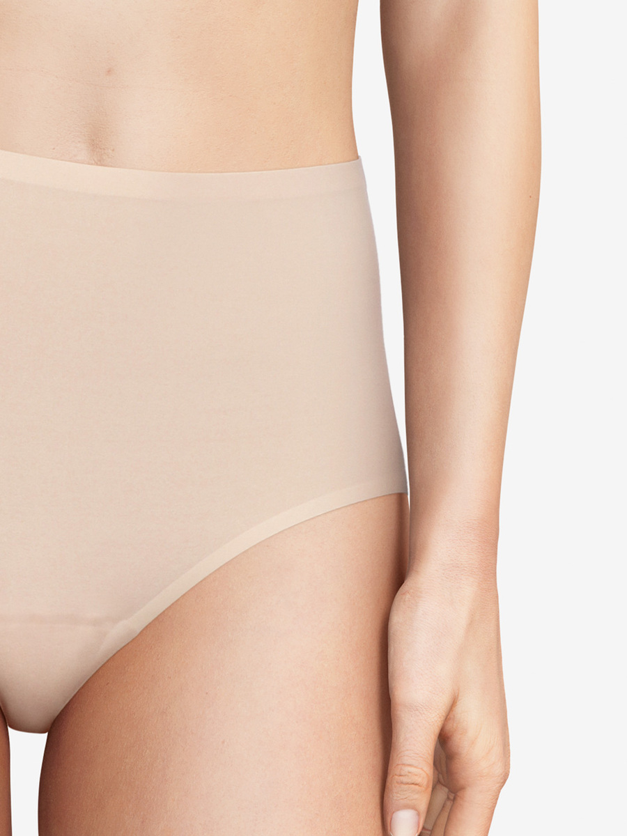 Slip van het merk Chantelle in het Beige