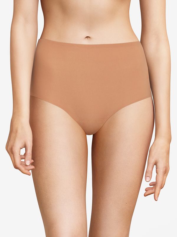 Slip van het merk Chantelle in het Bruin Slip van het merk Chantelle in het Bruin