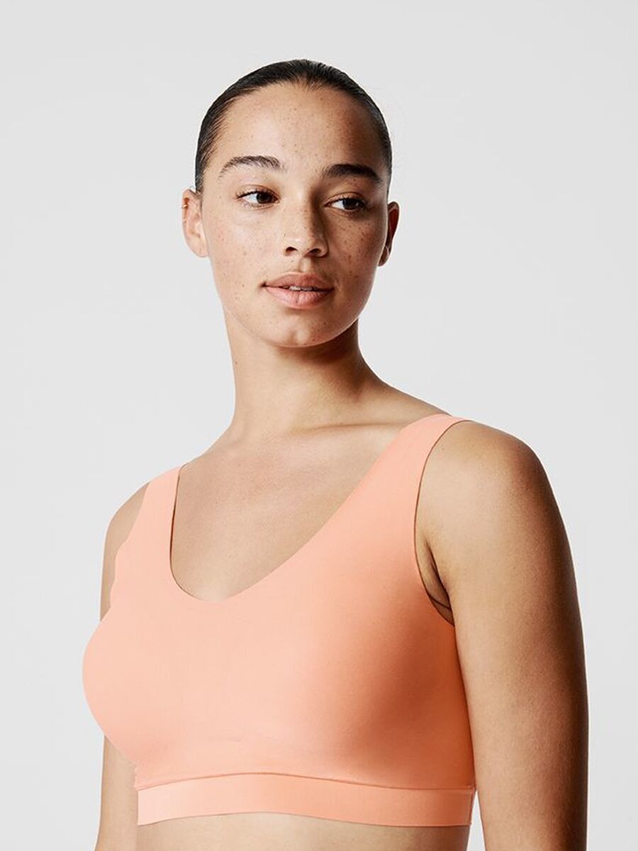 Bh van het merk Chantelle in het Oranje