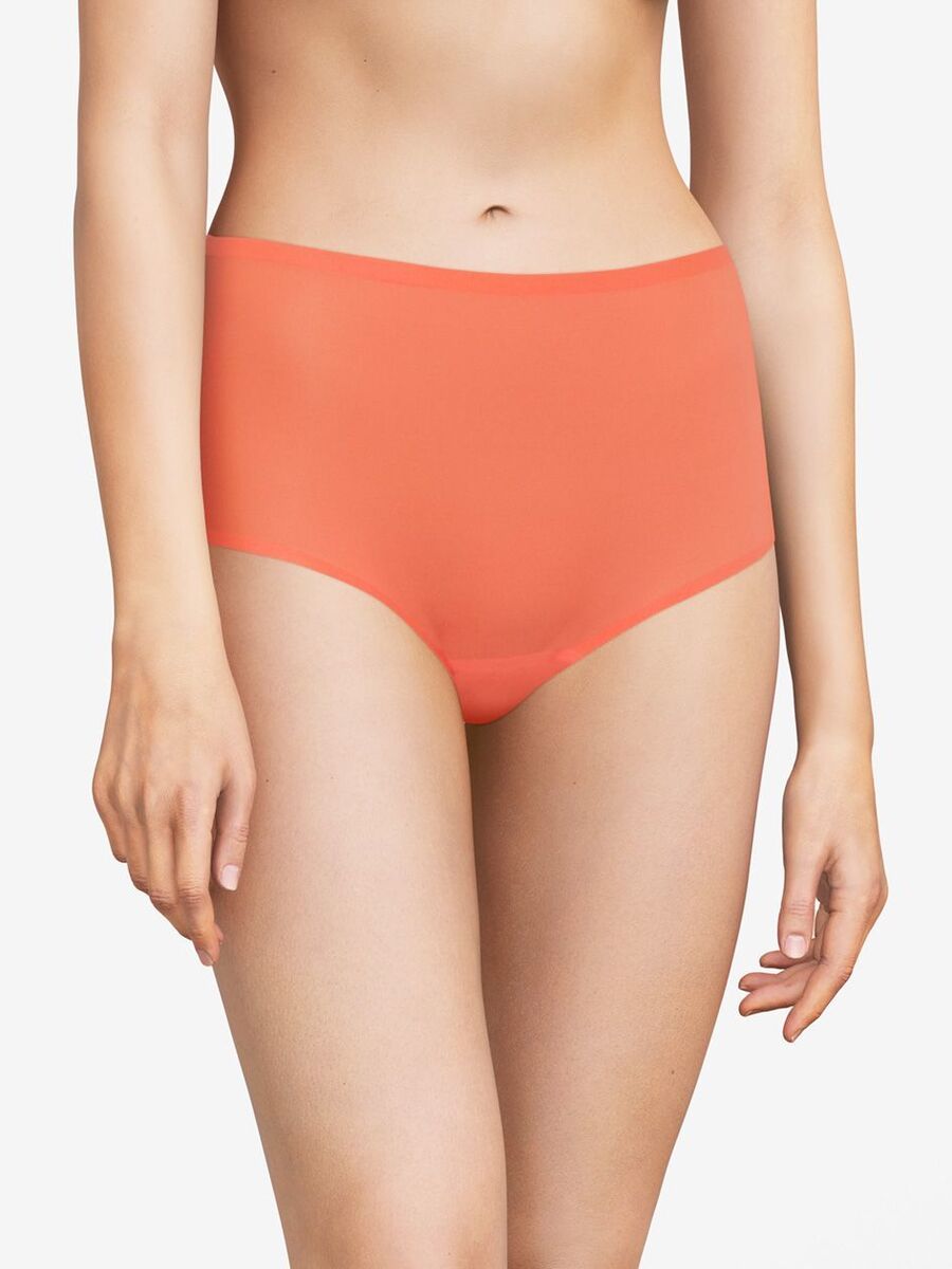 Slip van het merk Chantelle in het Oranje
