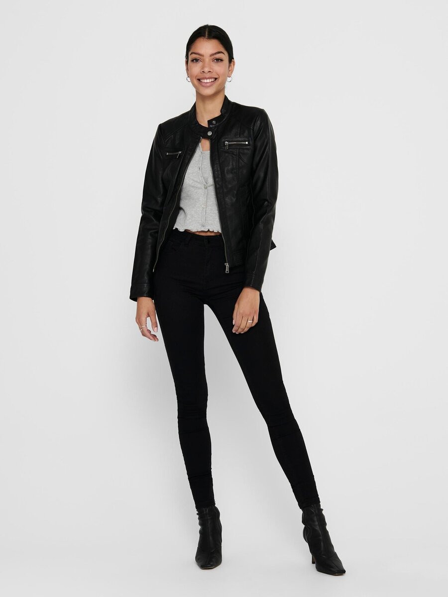 Jacket van het merk Only in het Zwart
