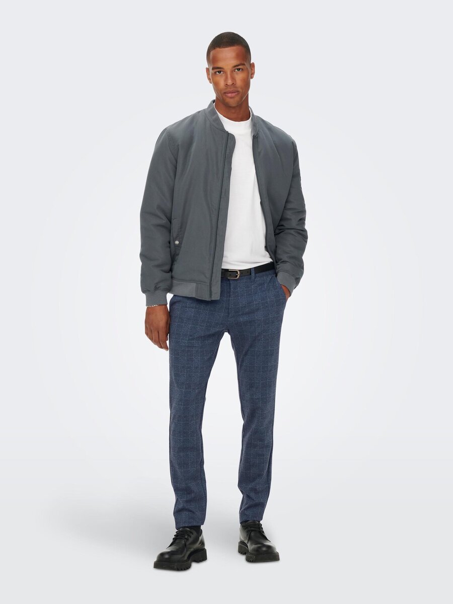 Broek van het merk Only & Sons in het Marine