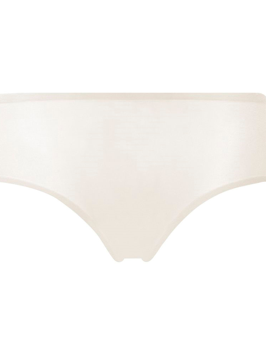 Slip van het merk Chantelle in het Ecru