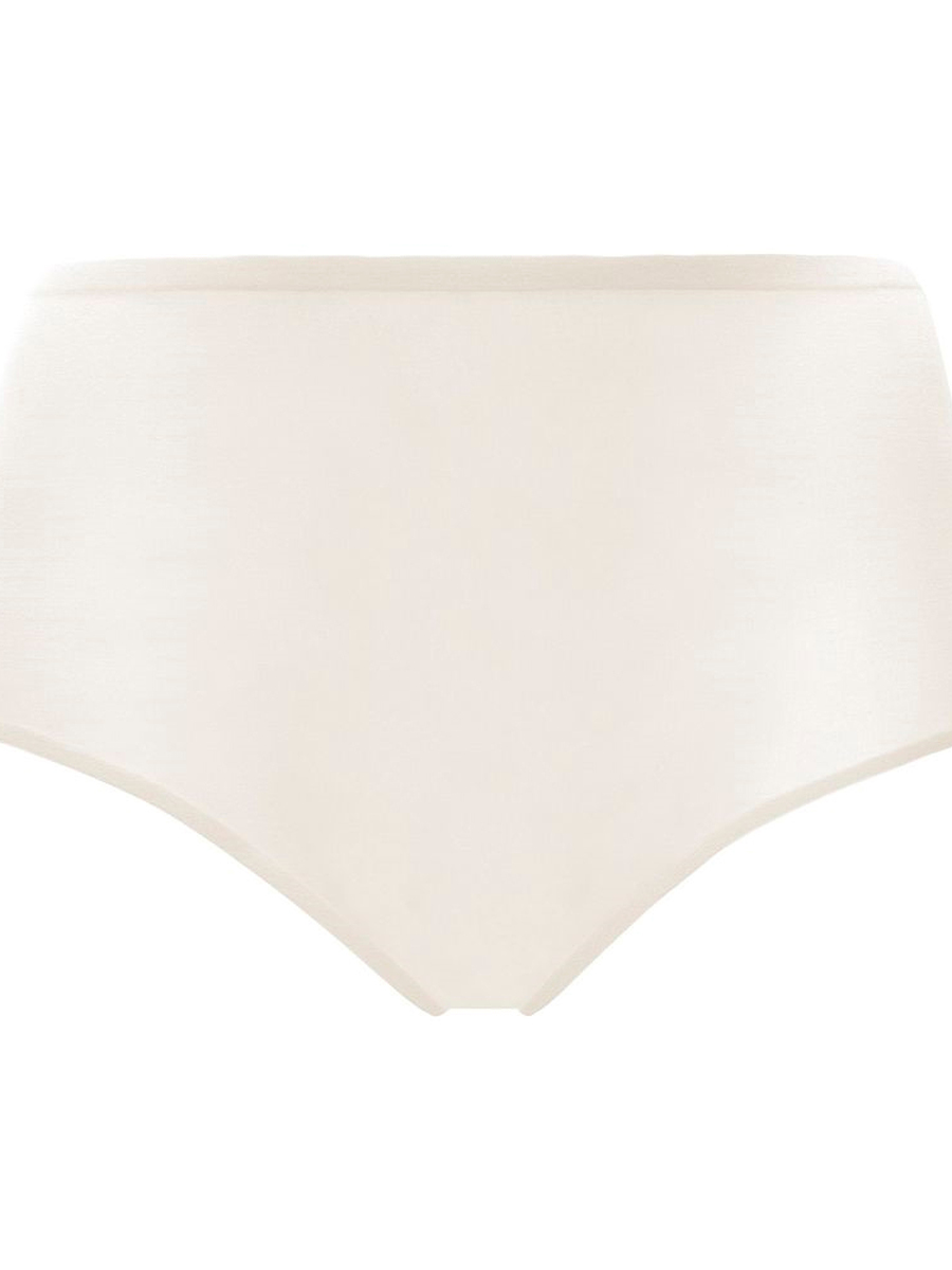 Slip van het merk Chantelle in het Ecru