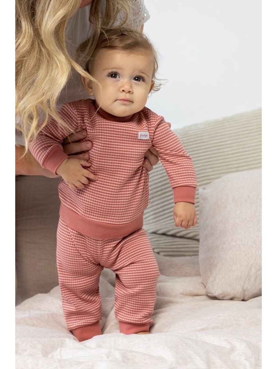Pyjama van het merk Feetje in het Roze