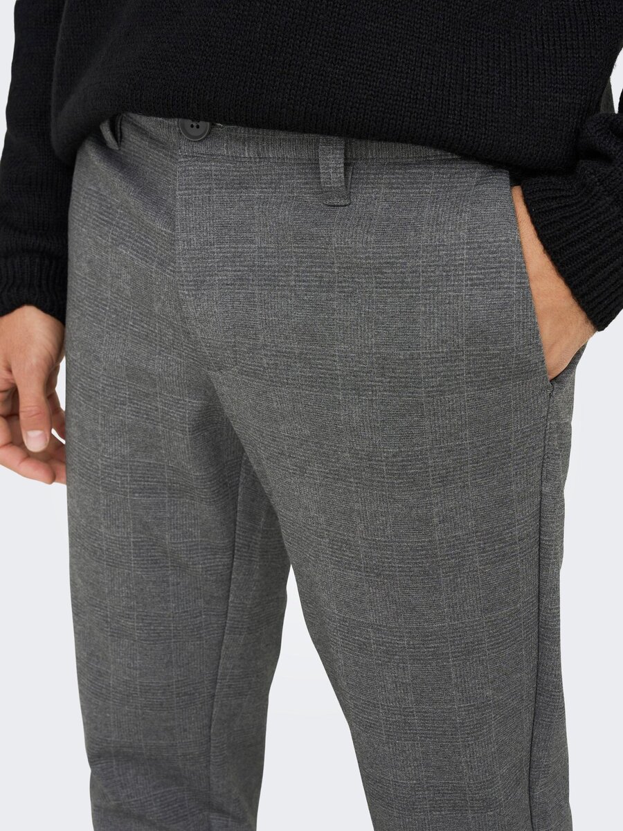 Broek van het merk Only & Sons in het Grijs