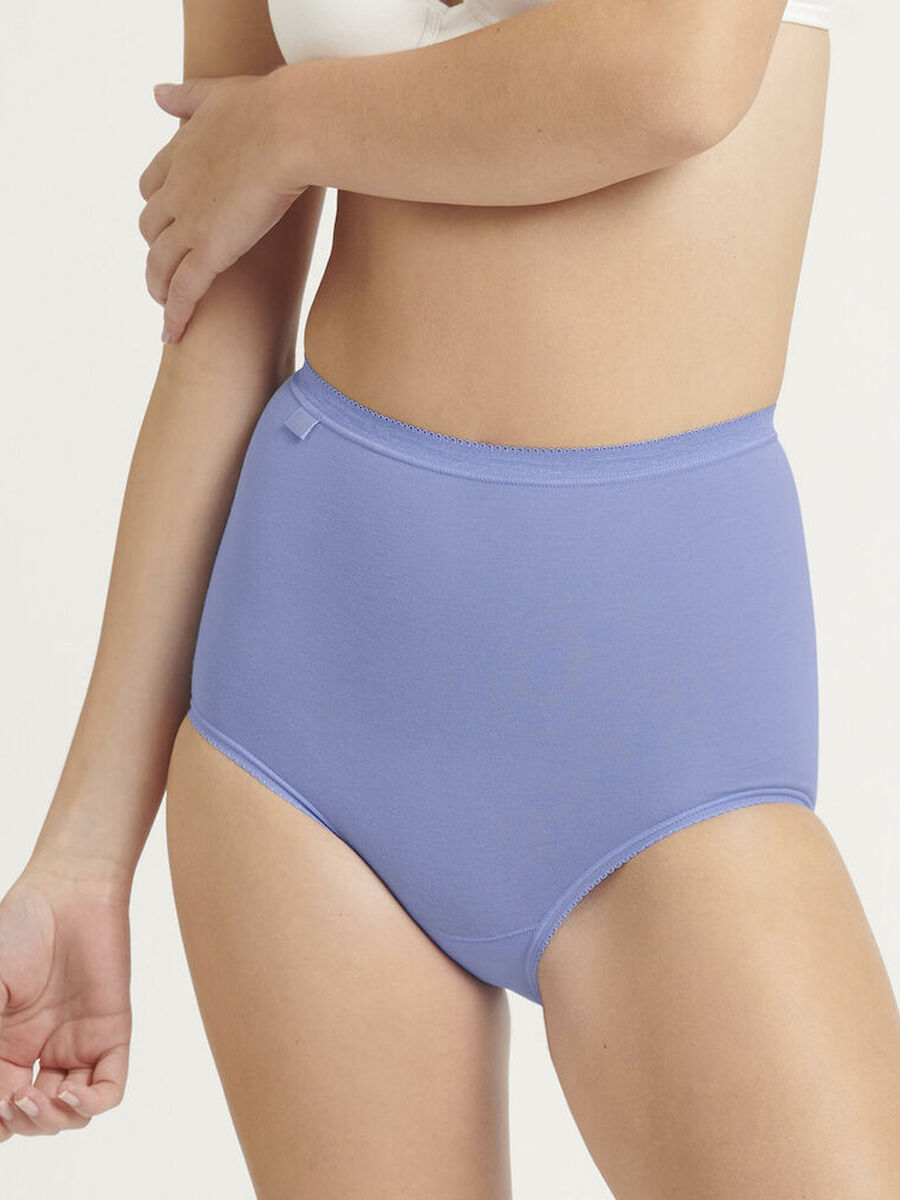 Slip van het merk Sloggi in het Paars