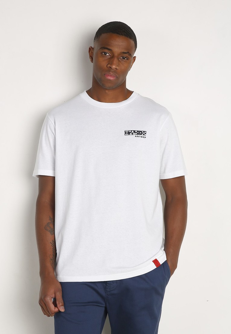 Wait Your Wave Backprint T-shirt - Straight Fit