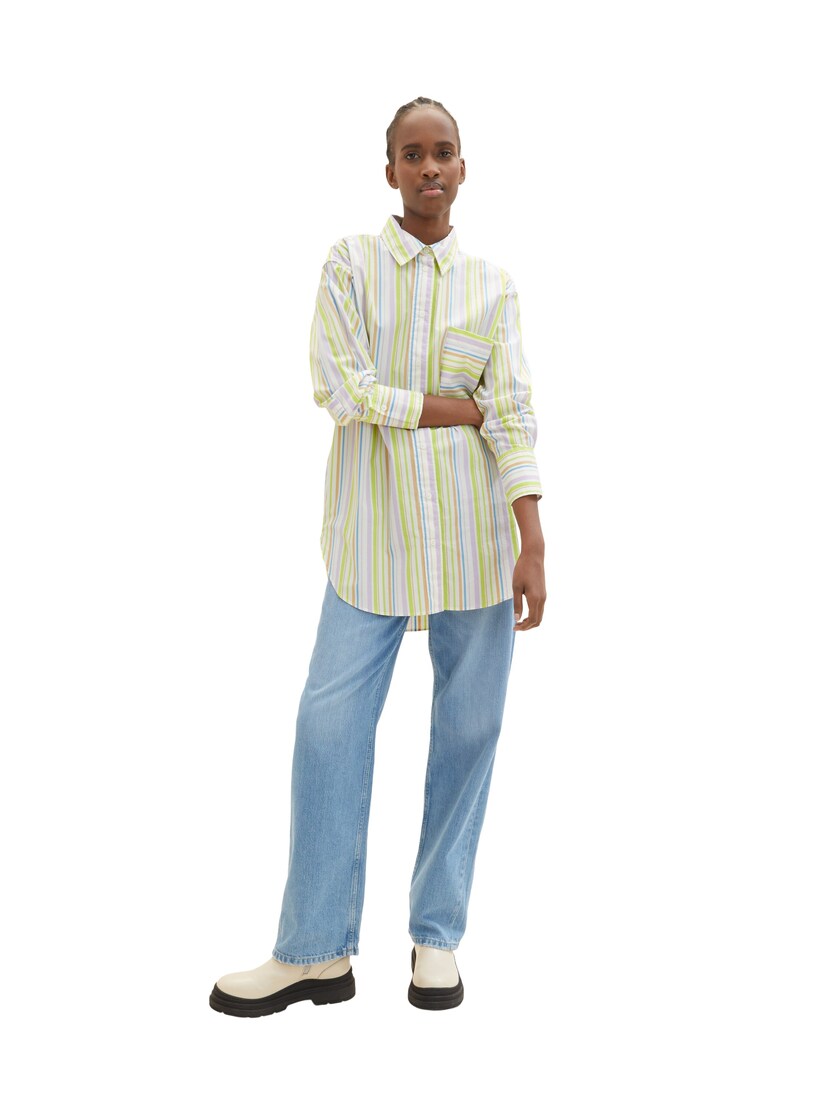 1032792 long shirt with chest pocket
