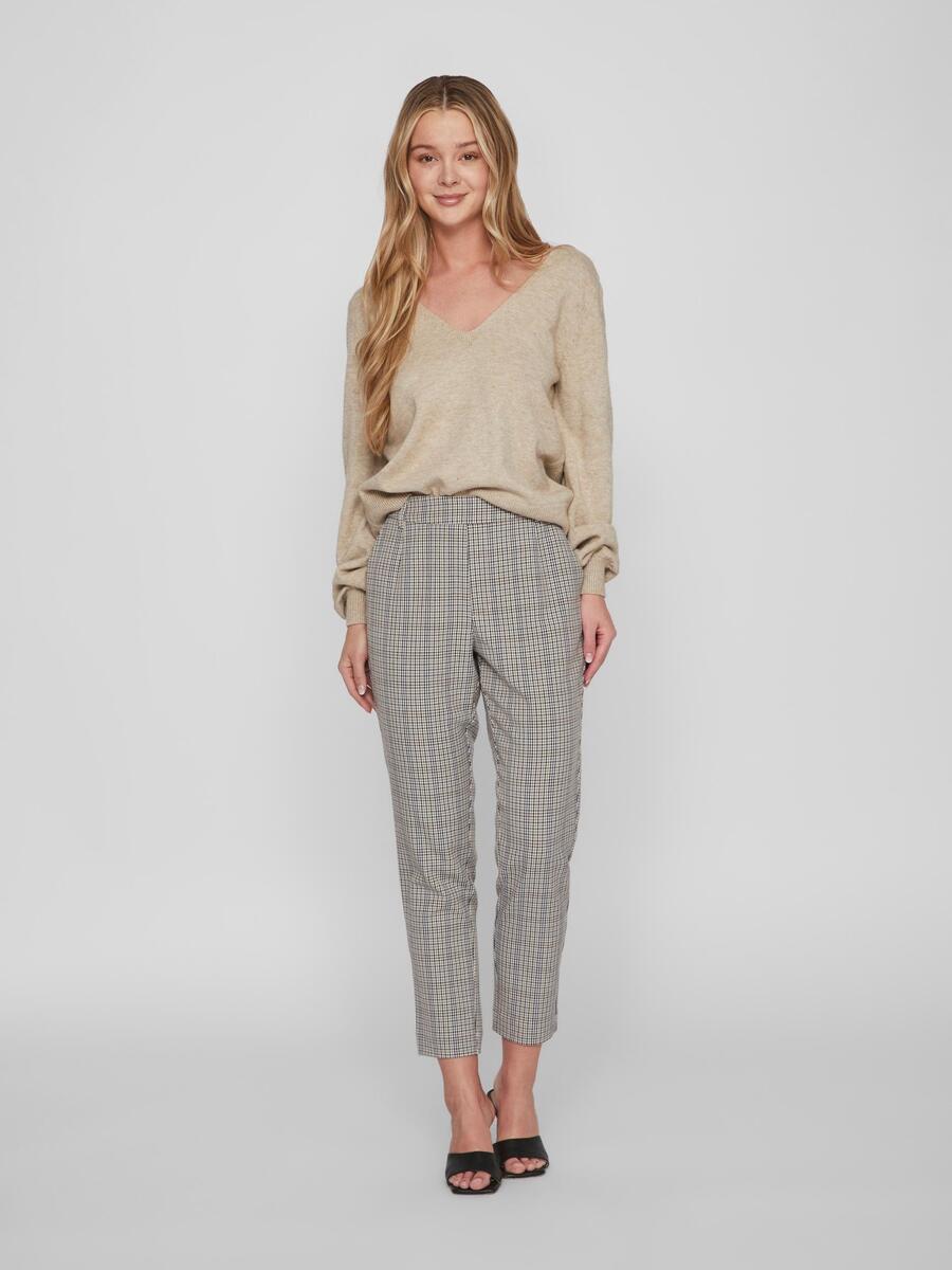 Pull van het merk Vila in het Beige