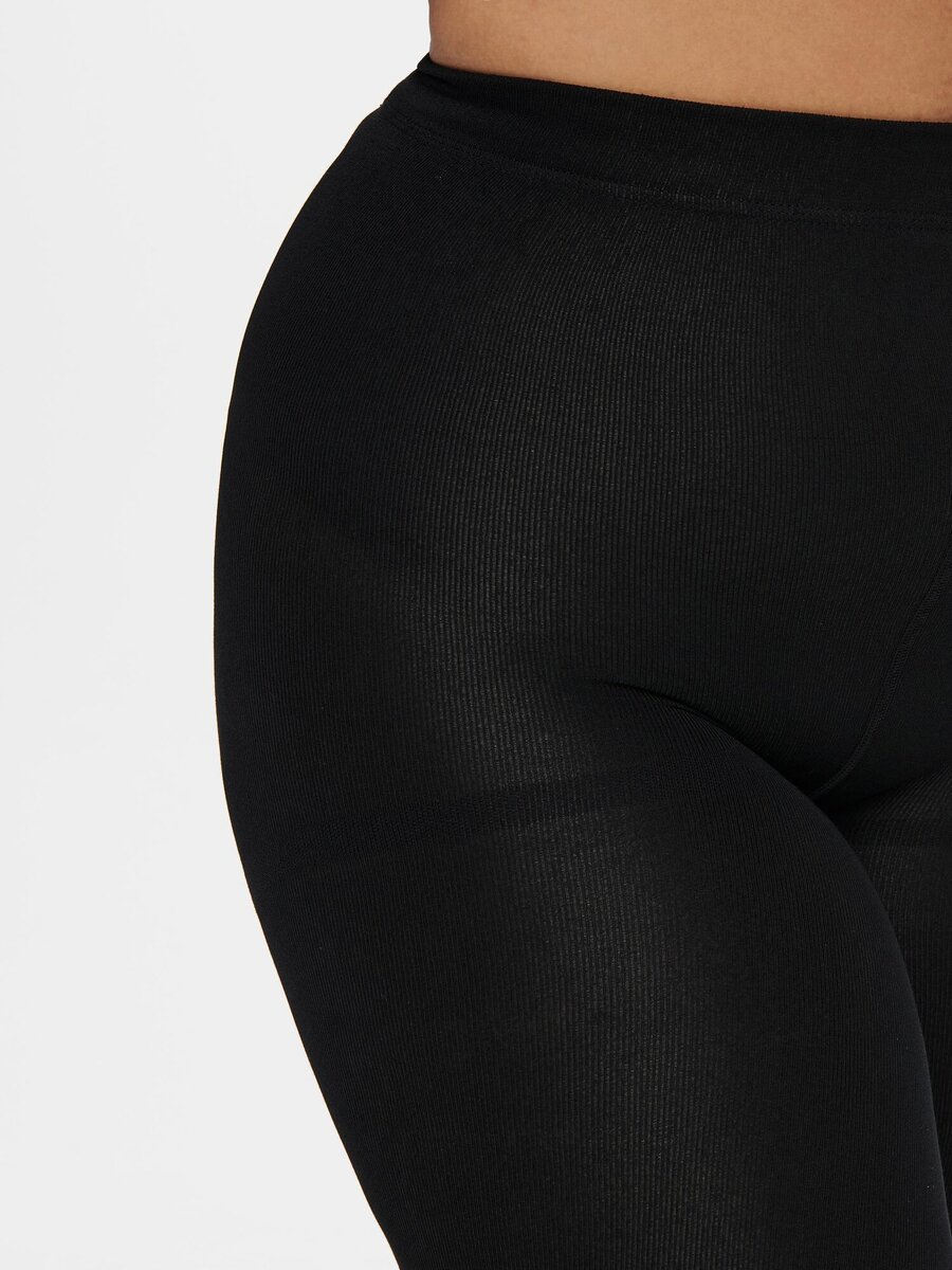 Panty van het merk Only Carmakoma in het Zwart