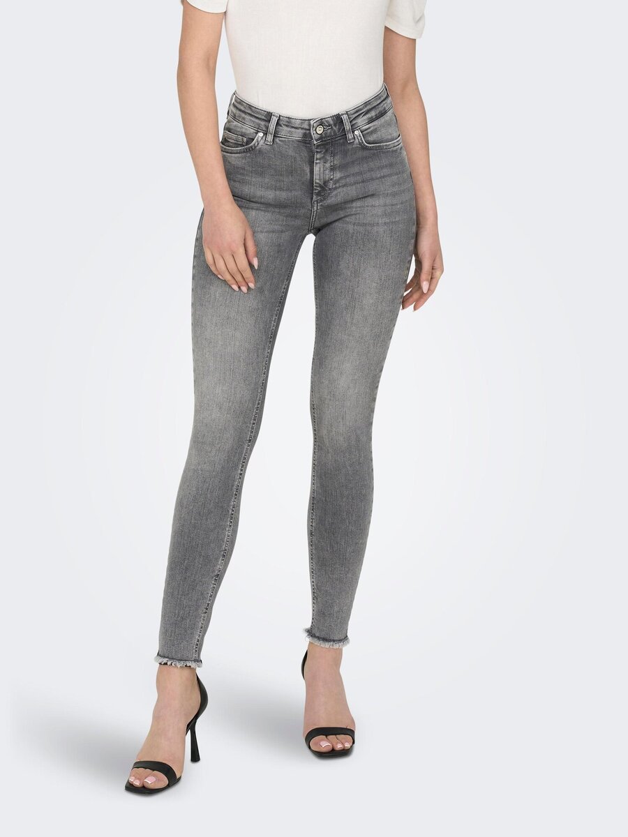 Broek van het merk Only in het Grijs