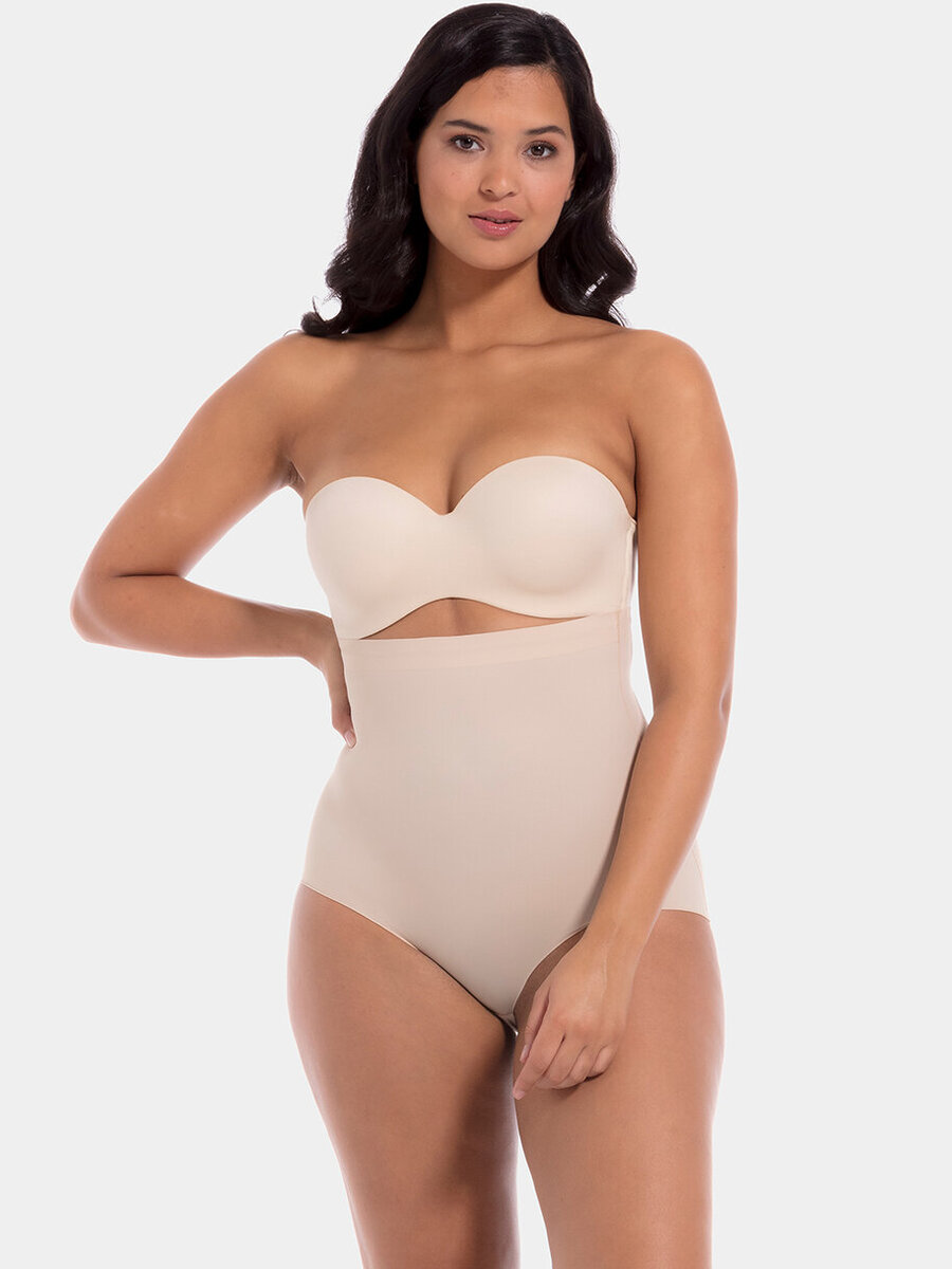 Slip van het merk Magic Bodyfashion in het Beige