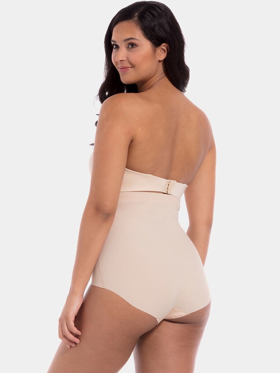 Slip van het merk Magic Bodyfashion in het Beige