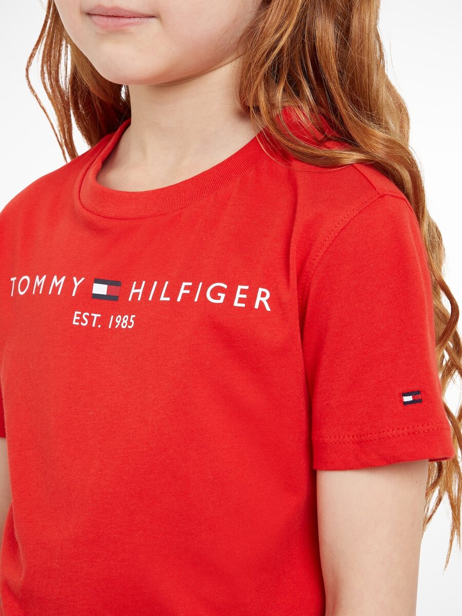 T-shirt van het merk Tommy Hilfiger in het Rood
