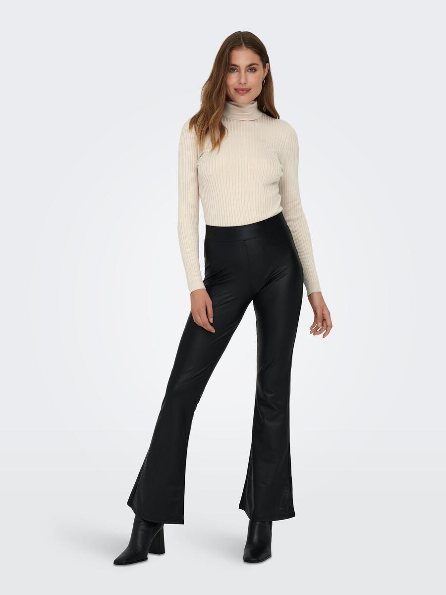 Pull van het merk Only in het Beige