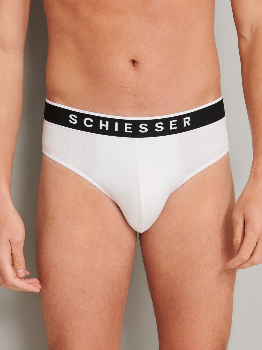 Slip van het merk Schiesser in het Wit