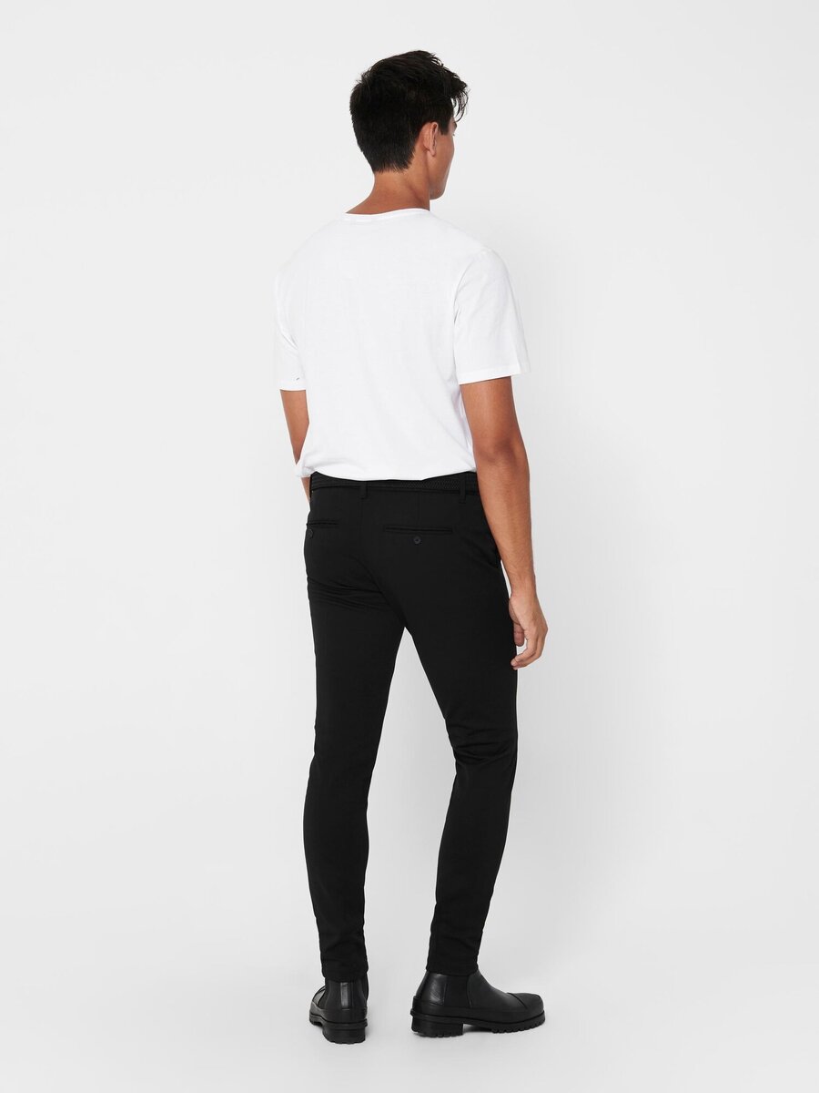 Broek van het merk Only & Sons in het Zwart