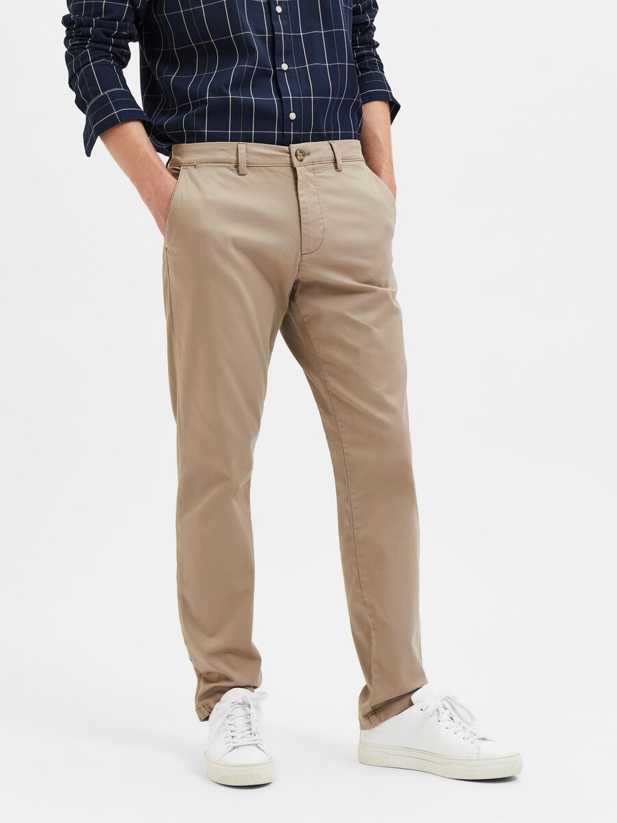 Broek van het merk Selected in het Beige