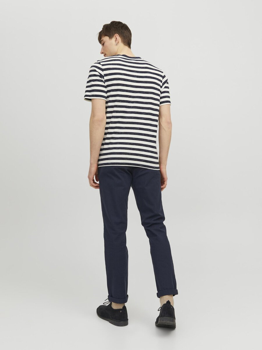 Broek van het merk Jack & Jones in het Marine