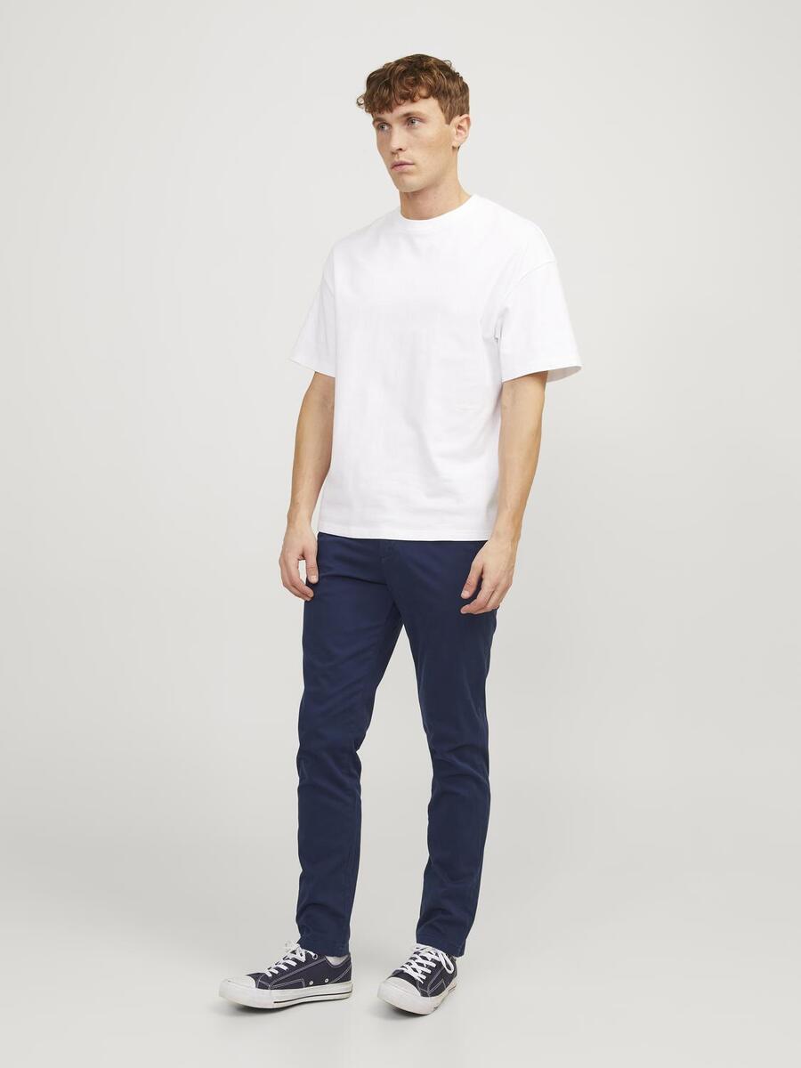 Broek van het merk Jack & Jones in het Marine