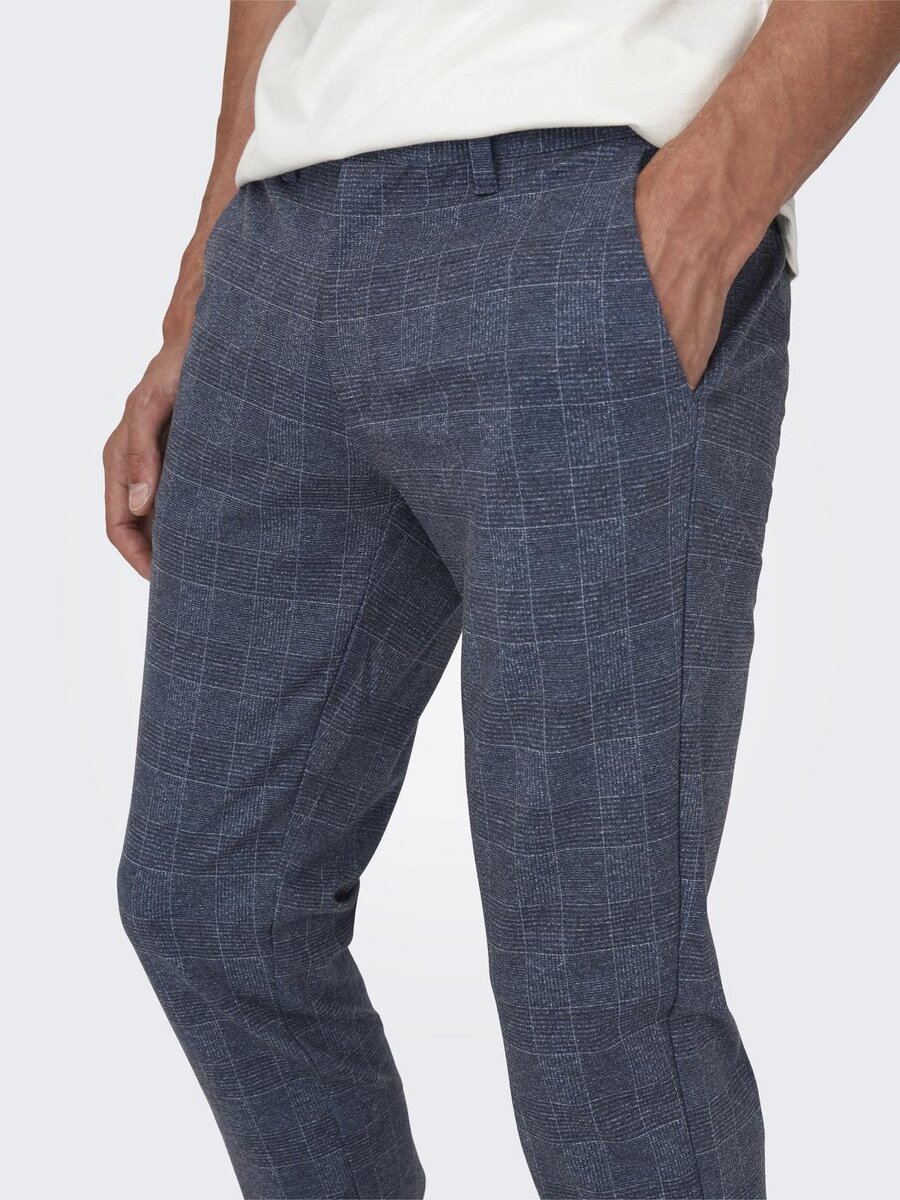 Broek van het merk Only & Sons in het Marine