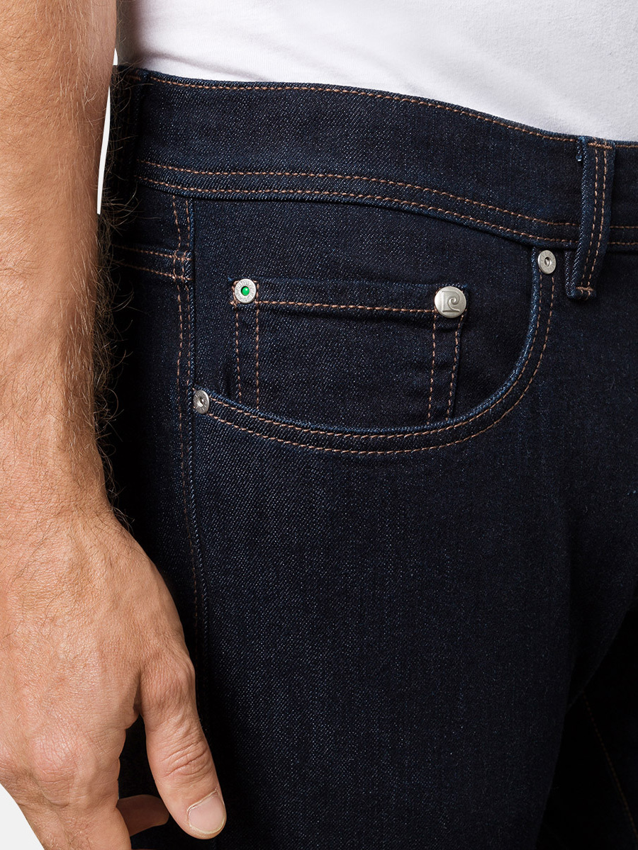 Broek van het merk Pierre Cardin in het Jeans