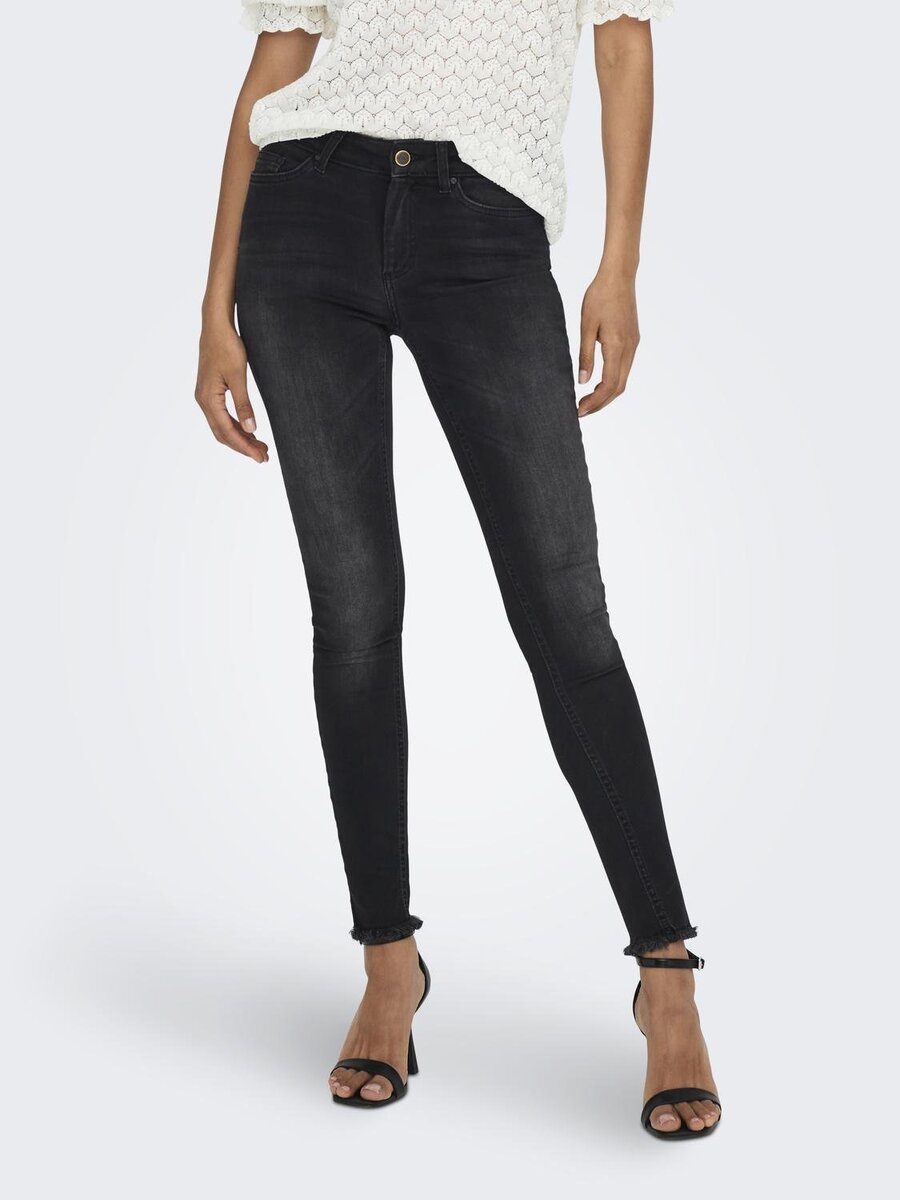 Broek van het merk Only in het Zwart