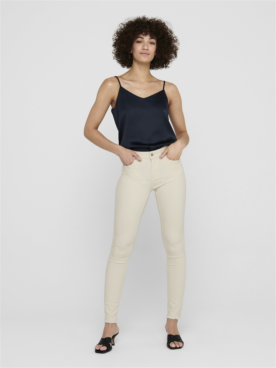 Broek van het merk Only in het Ecru