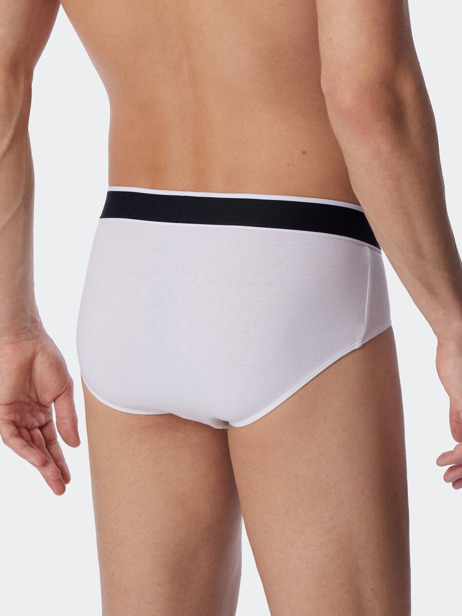 Slip van het merk Schiesser in het Wit