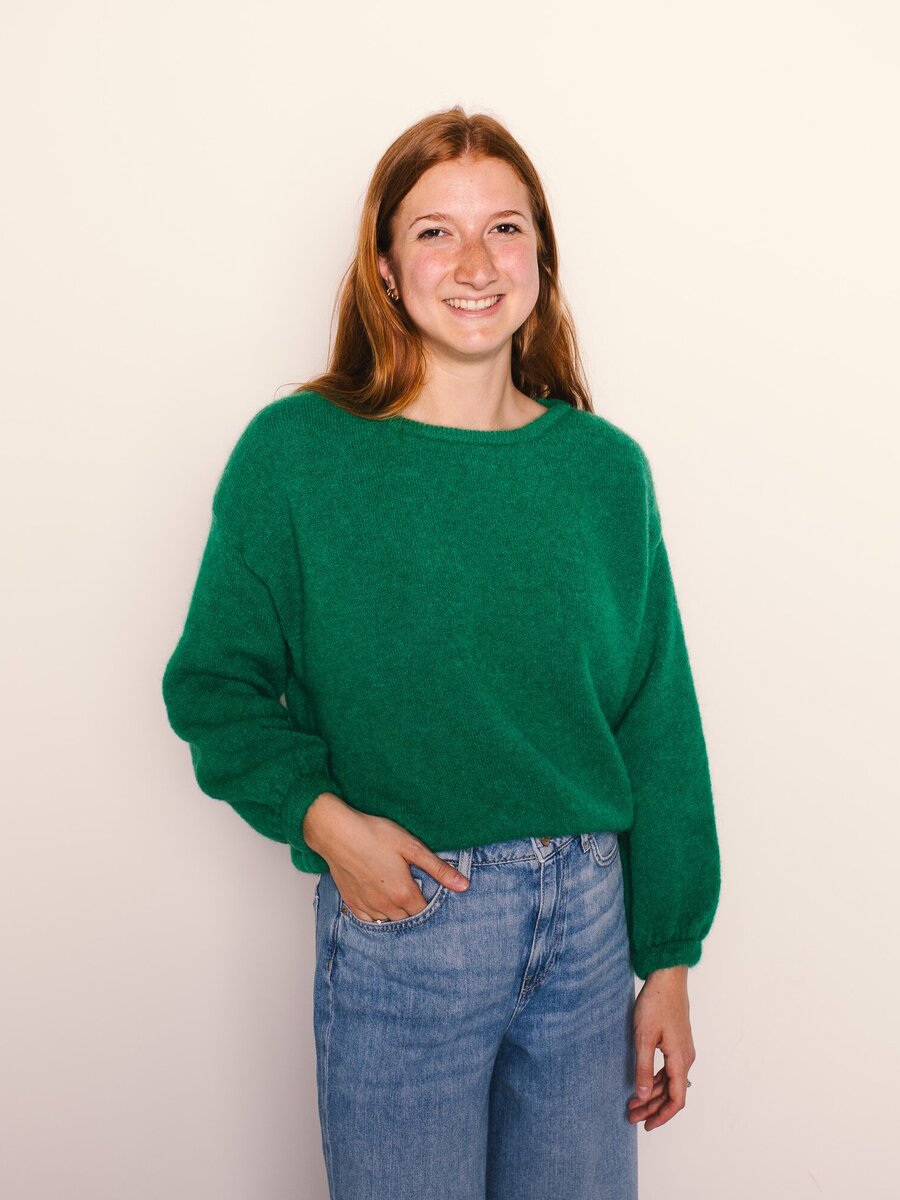 Pull van het merk Mika Elles in het Groen