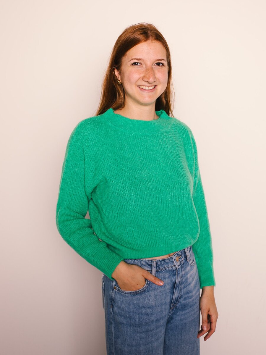 Pull van het merk Mika Elles in het Groen