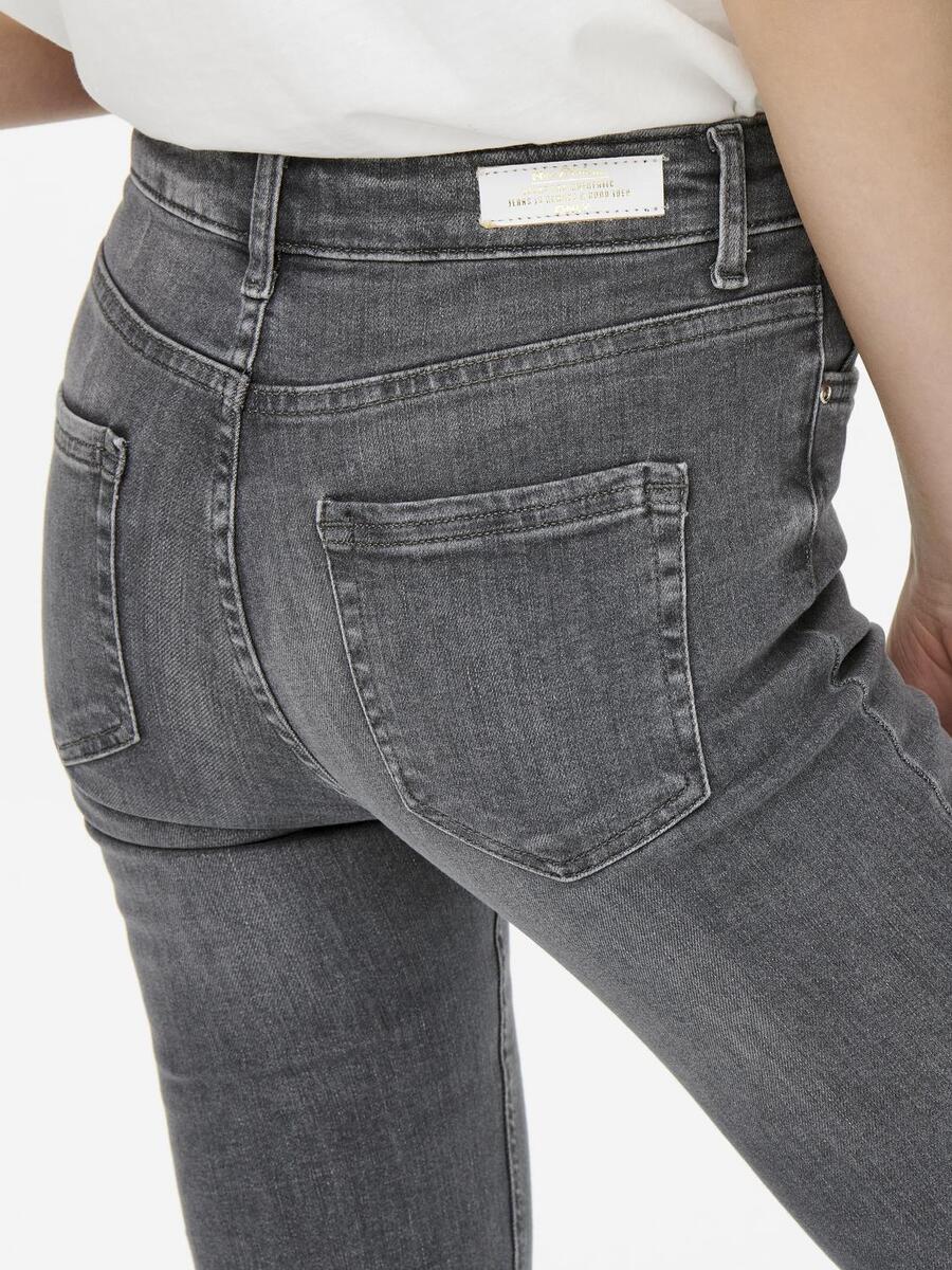 Broek van het merk Only in het Grijs