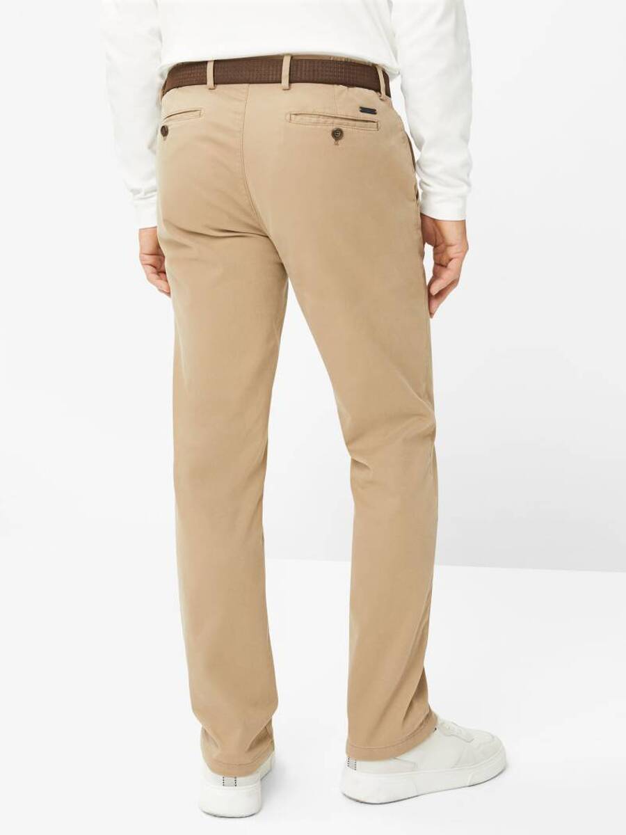 Broek van het merk Brax in het Beige