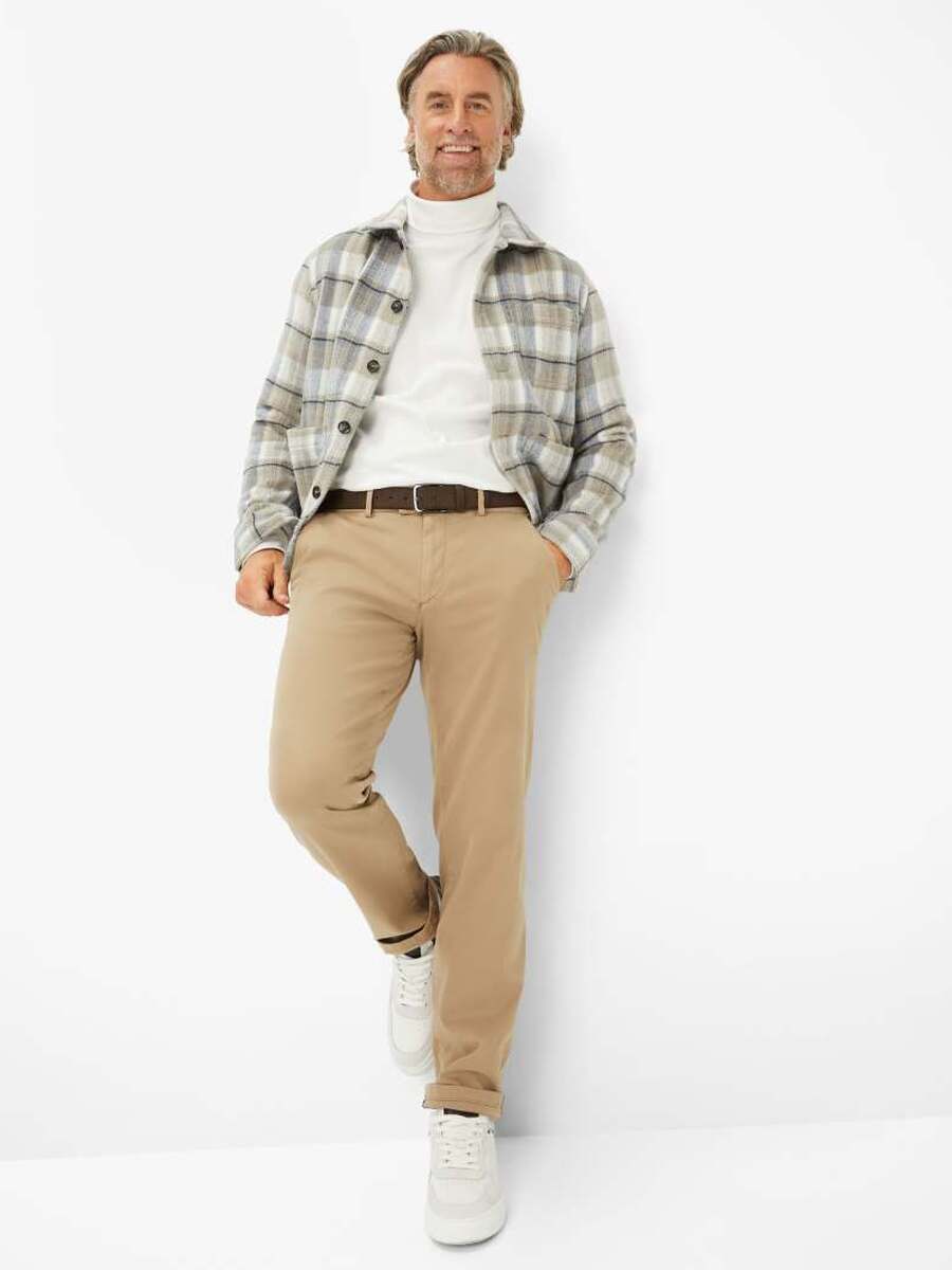 Broek van het merk Brax in het Beige