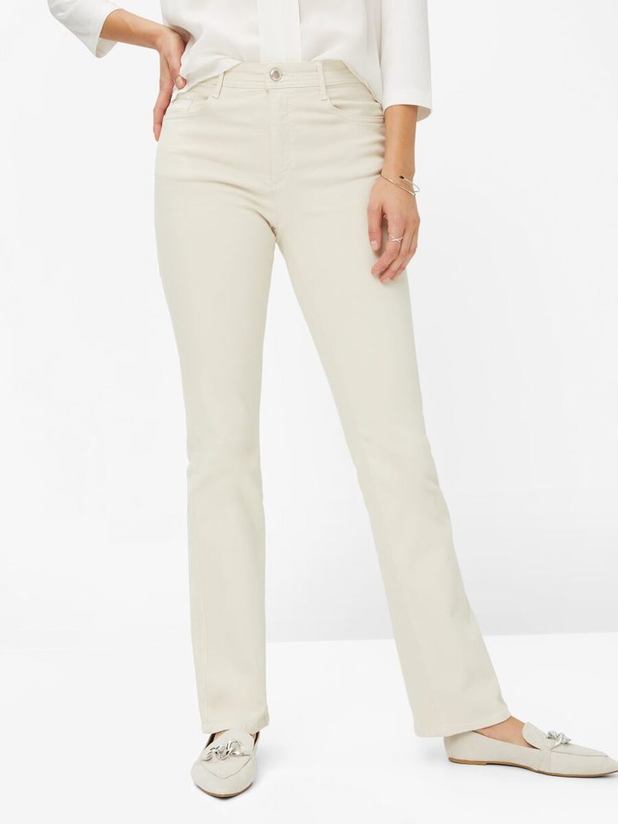 Broek van het merk Brax in het Beige