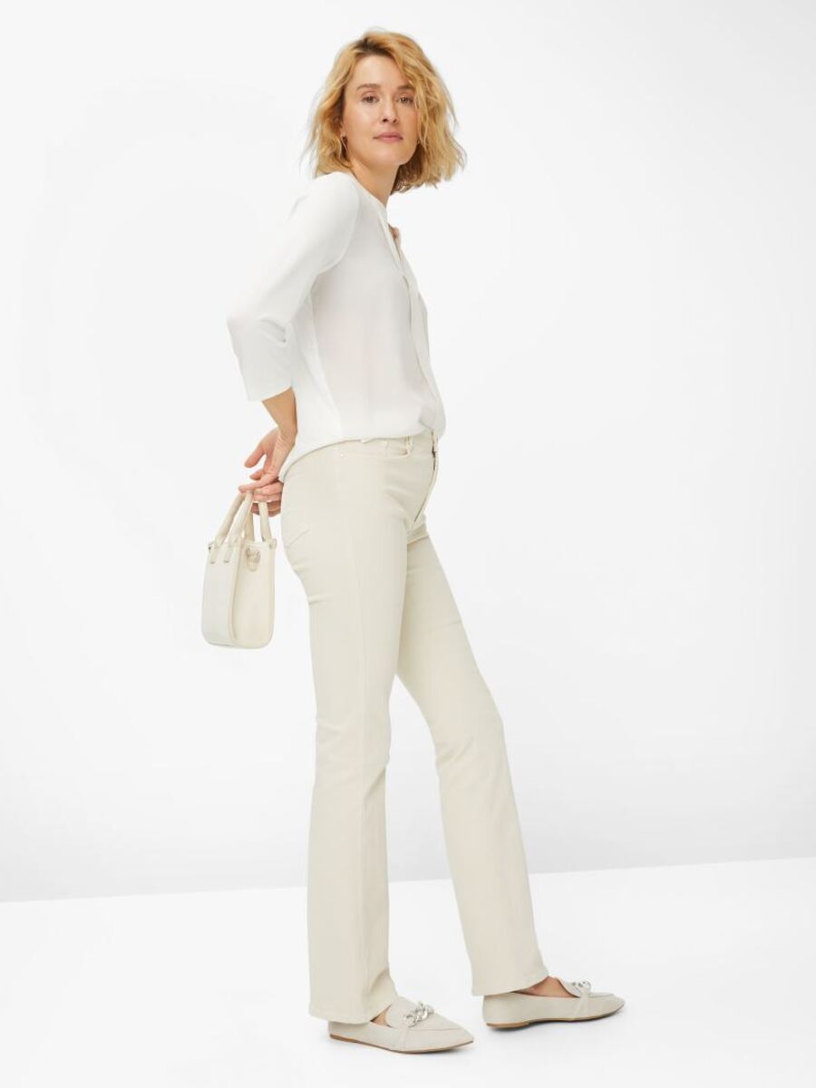 Broek van het merk Brax in het Beige
