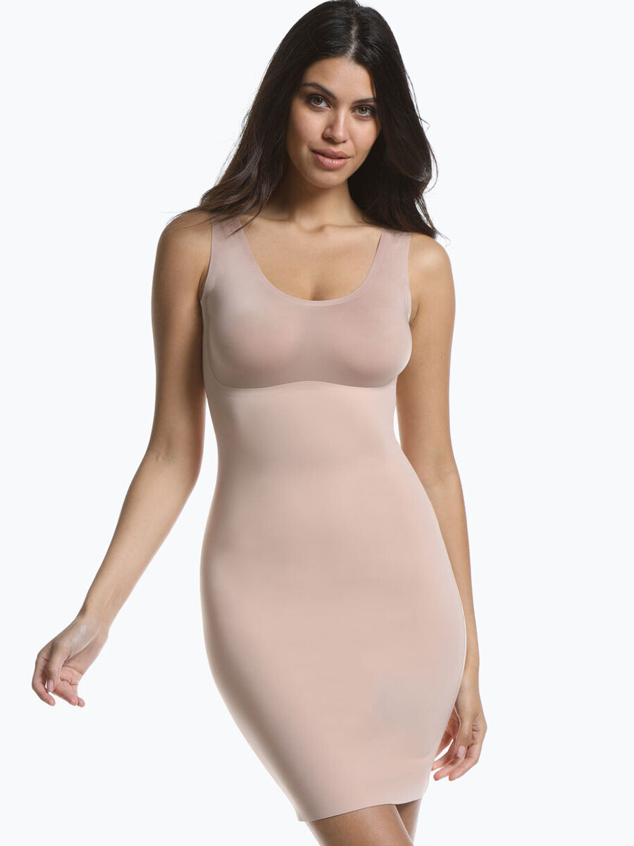 Kleed van het merk Magic Bodyfashion in het Beige