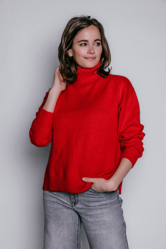 Pull van het merk Mika Elles in het Rood
