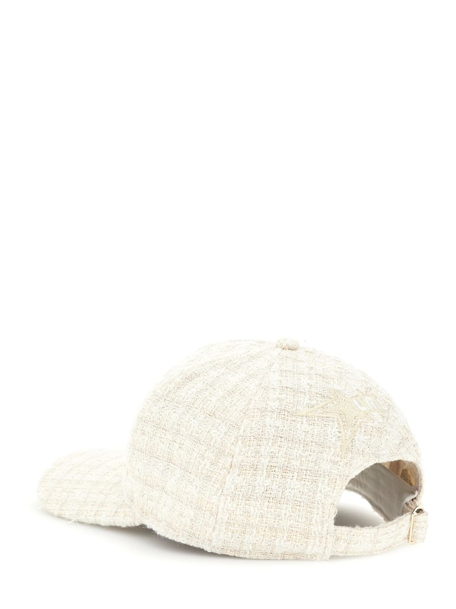 Pet van het merk Guess in het Beige