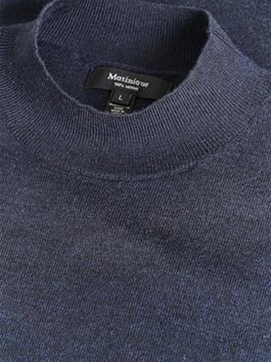 Pull van het merk Matinique in het Marine