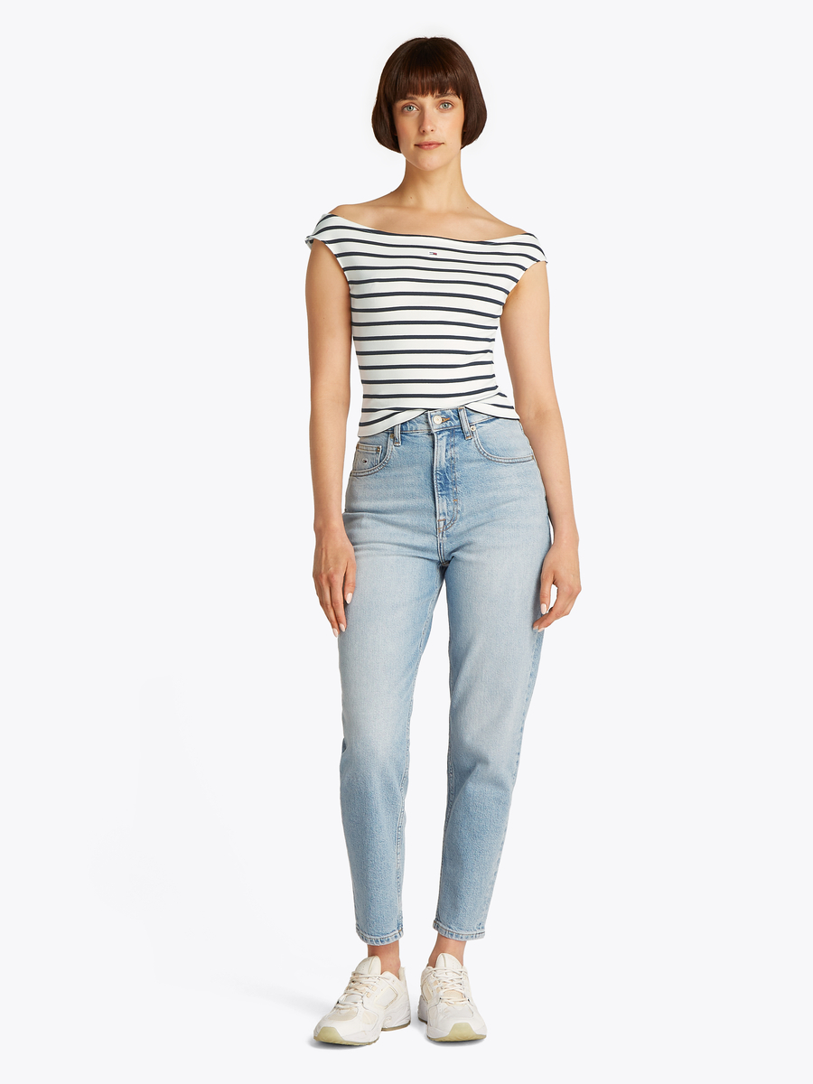 T-shirt van het merk Tommy Jeans in het Ecru