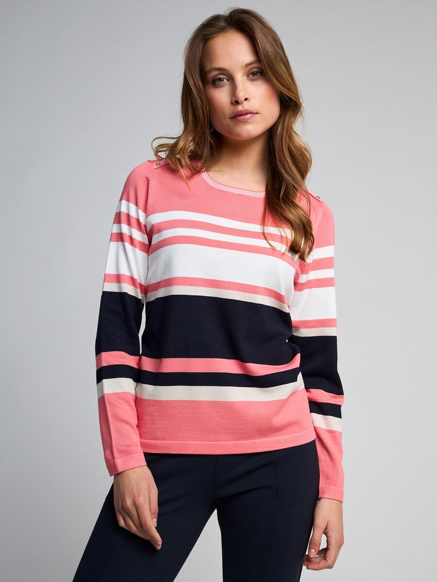 Pull van het merk Micha in het Roze