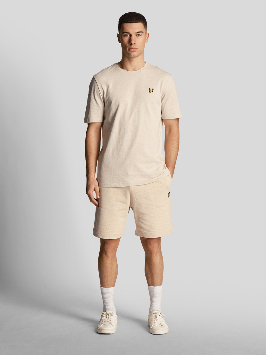 Short van het merk Lyle & Scott in het Beige