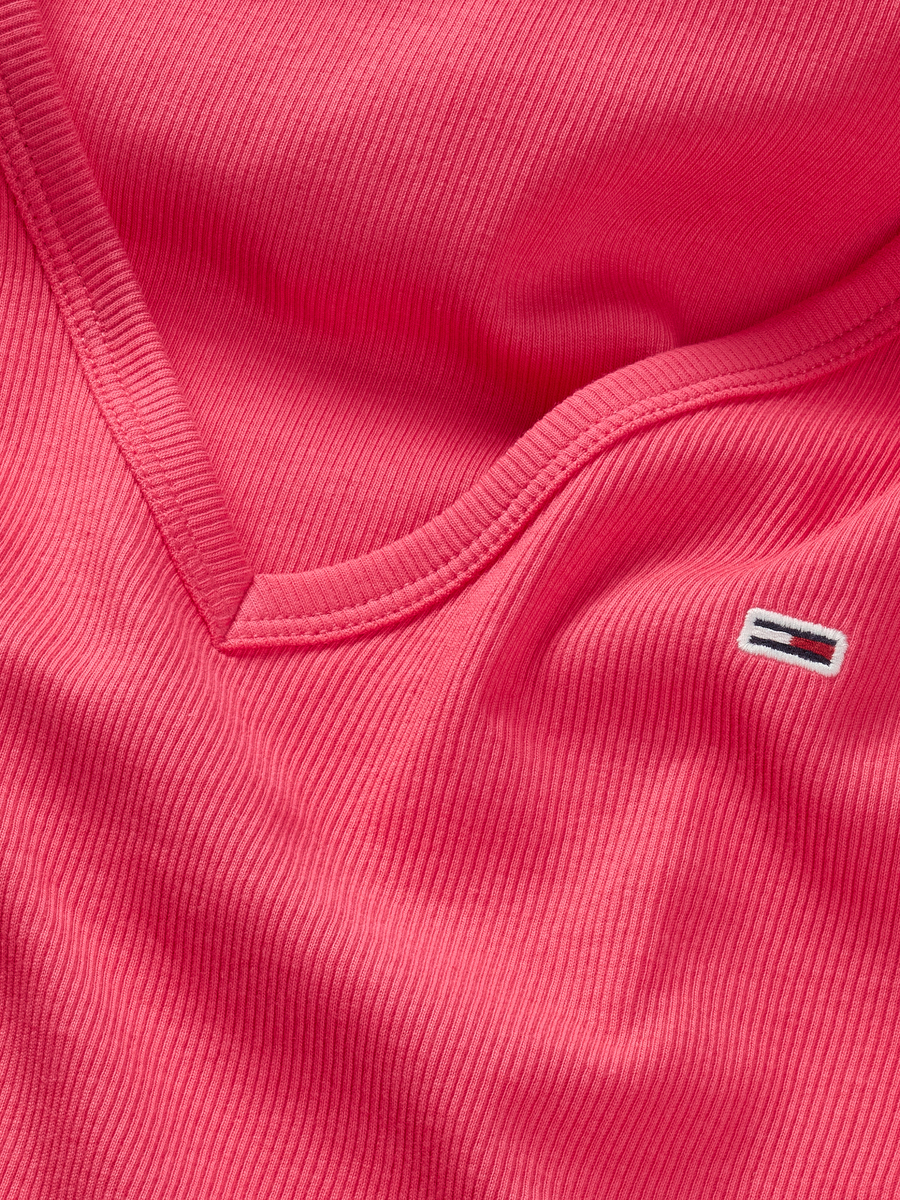T-shirt van het merk Tommy Jeans in het Rood