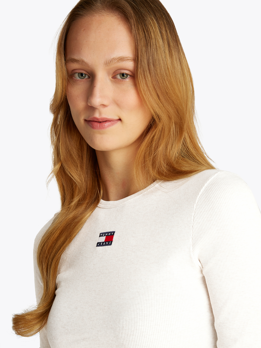 T-shirt van het merk Tommy Jeans in het Ecru